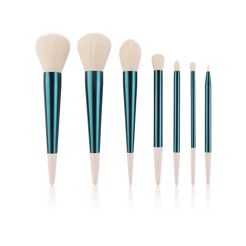 Kinlly 11-piece Luxury Makeup Brushes Free Sample Cosmetic Brush Set,Small Order Makeup Tools For Powder,Blush,Eyeshadow